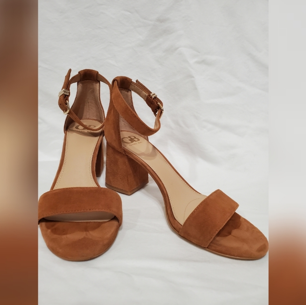Gianni Binni brown suede heels size 7